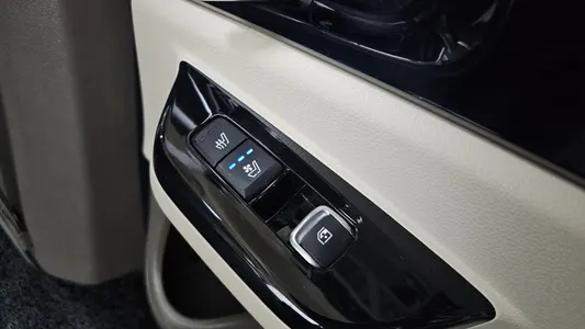 Kia Carnival 7 2022 18