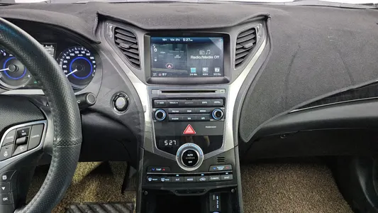 Hyundai Grandeur HG HG240 2016 15