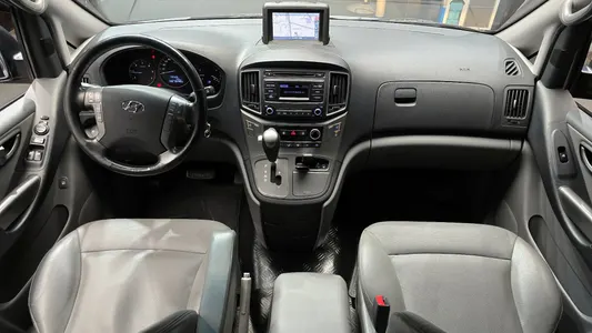 Hyundai Grand Starex 5 2017 7