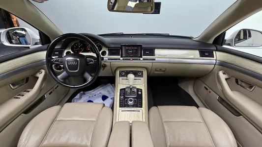 Audi A8 4.2 FSI 2009 7