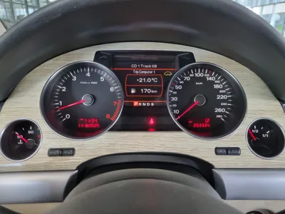 Audi A8 4.2 FSI 2009 8