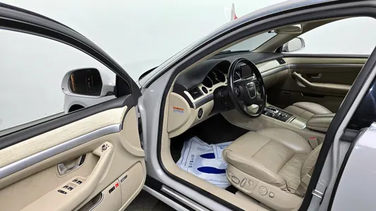 Audi A8 4.2 FSI 2009 10
