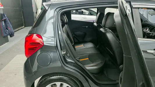 Chevrolet Spark 2019 12