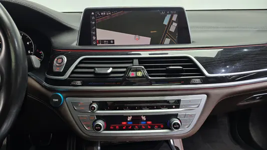 BMW 7 Series (G11) 730d xDrive M 2019 14
