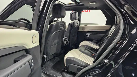 Land Rover 5 P360 R- SE 2022 12