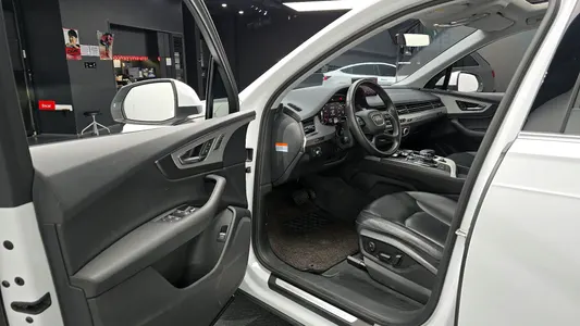 Audi Q7 (4M) 45 TFSI 2019 10