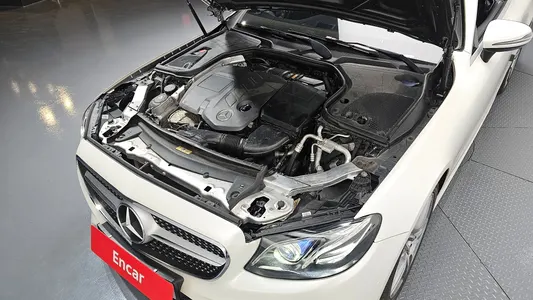 Mercedes-Benz E-Class W213 E220d 2019 6
