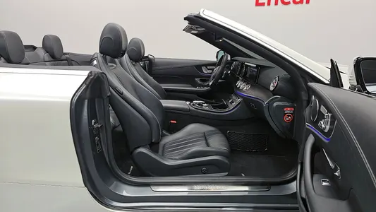 Mercedes-Benz E-Class W213 E220d 2019 11
