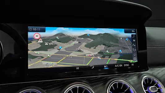 Mercedes-Benz E-Class W213 E220d 2019 14