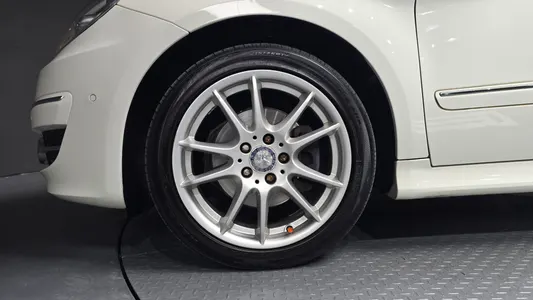 Mercedes-Benz B-Class W245 B200 2010 5