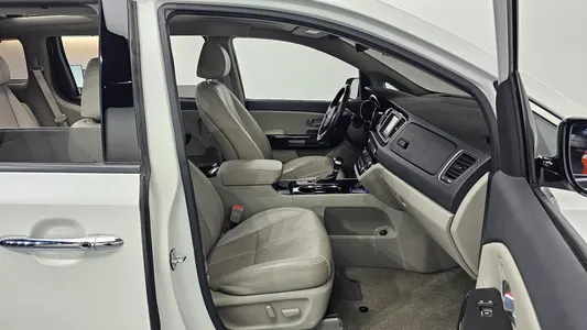 Kia 카니발 7 2019 10
