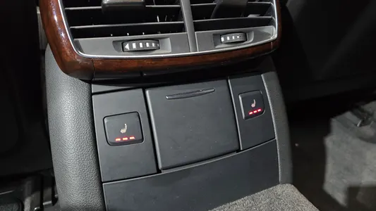 Audi A8 4.2 FSI 2011 18