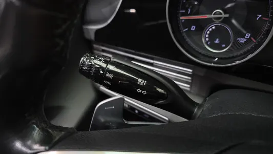 Hyundai IG 3.0 LPi () 2020 18