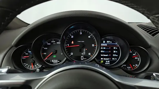 Porsche 카이엔 3.0 2017 8
