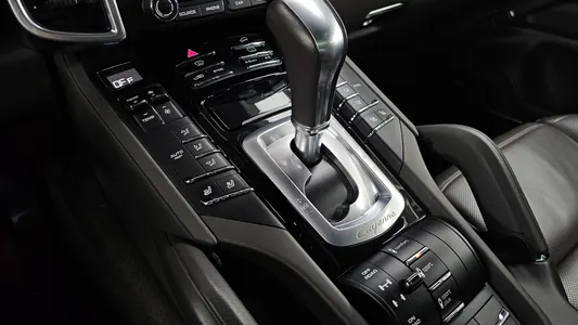Porsche 카이엔 3.0 2017 9