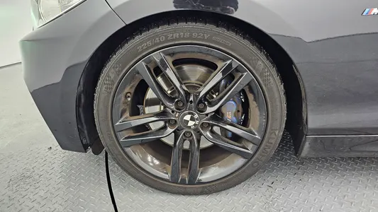 BMW 2 Series (F22) 220d M 2014 5