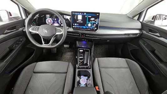 Volkswagen 8 2.0 TDI 2025 7