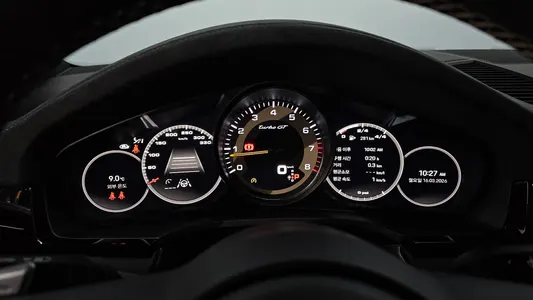Porsche (PO536) 4.0 GT 2023 8