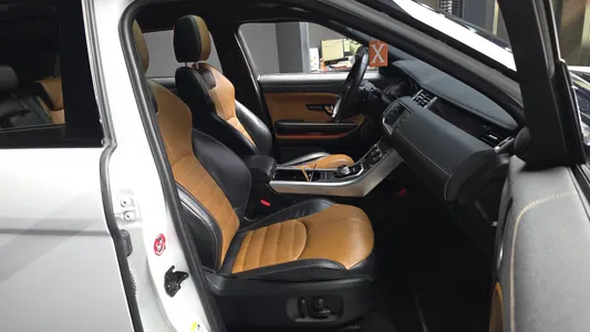 Land Rover 레인지로버 이보크 2.0 TD4 HSE 2016 11