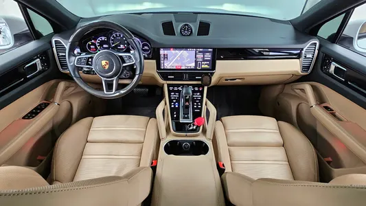 Porsche (PO536) 3.0 E- 2021 7