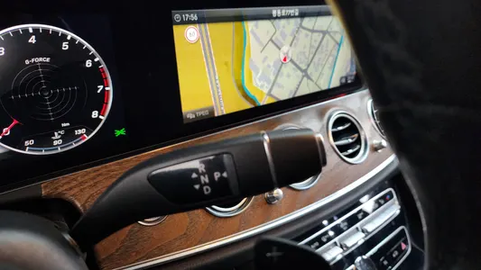 Mercedes-Benz E-Class W213 E300e 4MATIC 2020 8