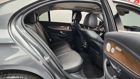 Mercedes-Benz E-Class W213 E300e 4MATIC 2020 11