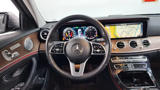Mercedes-Benz E-Class W213 E300e 4MATIC 2020 12