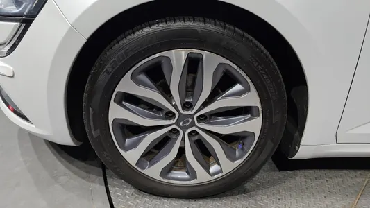 Renault Korea SM6 2.0 GDe LE 2016 5