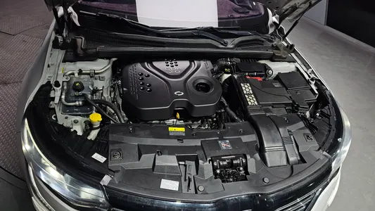 Renault Korea SM6 2.0 GDe LE 2016 6