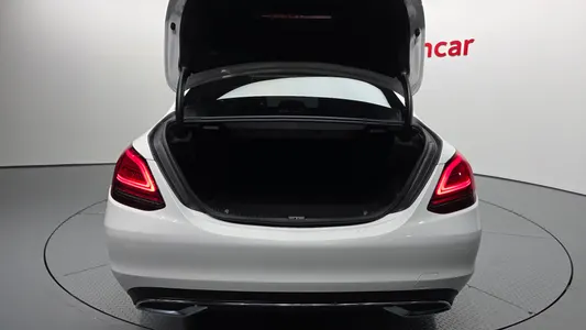 Mercedes-Benz C-Class W205 C200 2020 20