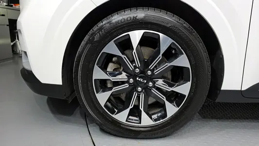 Kia Carnival 9 2022 5