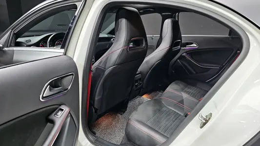 Mercedes-Benz A-Class W176 A45 AMG 4MATIC 2017 26