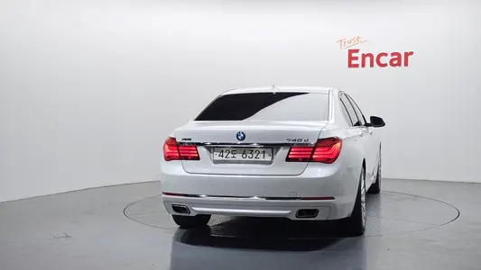 BMW 7 Series (F01) 740d xDrive 2014 4