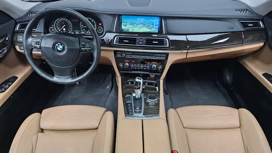 BMW 7 Series (F01) 740d xDrive 2014 7