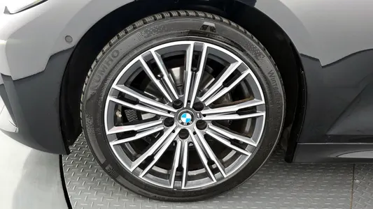 BMW 3 Series (G20) 320i M 2021 5