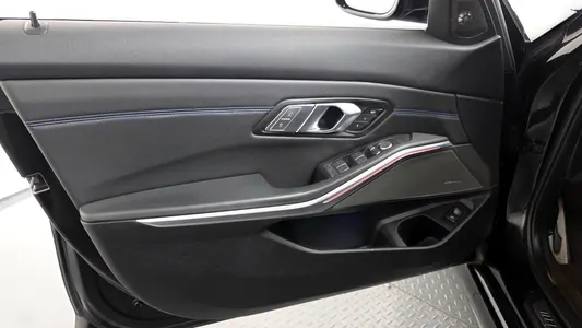 BMW 3 Series (G20) 320i M 2021 24