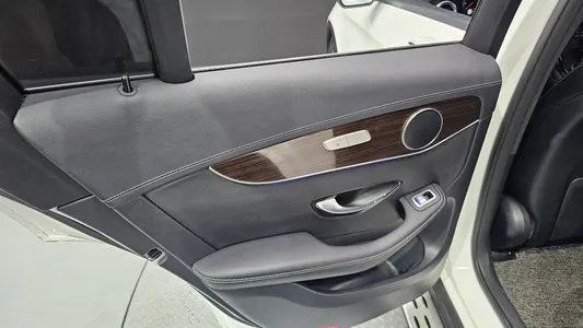 Mercedes-Benz GLC-Class X253 GLC300 4MATIC 2020 25