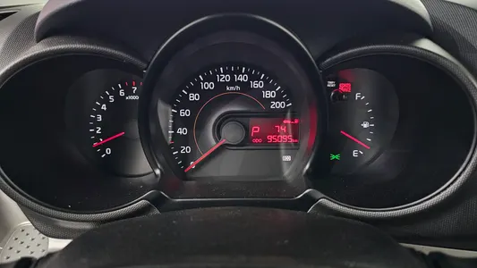 Kia Ray 2013 8