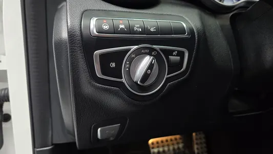 Mercedes-Benz C-Class W205 C350e 2018 13