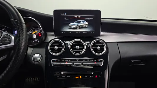 Mercedes-Benz C-Class W205 C350e 2018 14