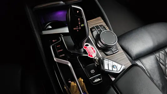 BMW 5 Series (G30) 530i xDrive 2022 9