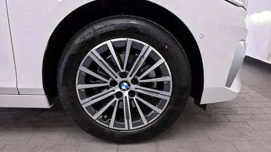 BMW 2 Series Tourer (U06) 220i 2024 21