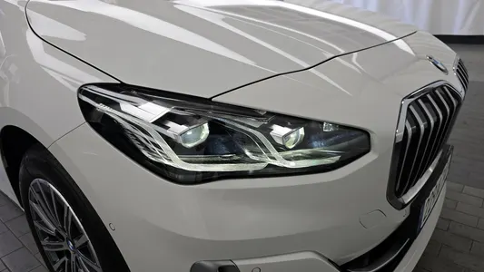 BMW 2 Series Tourer (U06) 220i 2024 22