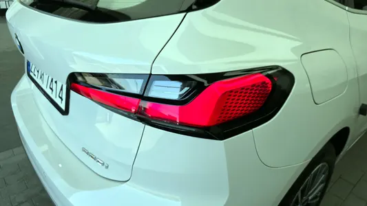 BMW 2 Series Tourer (U06) 220i 2024 23