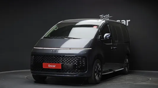 Hyundai Staria 9 2023