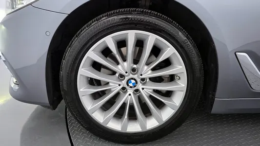 BMW 5 Series (G30) 520d xDrive 2020 5