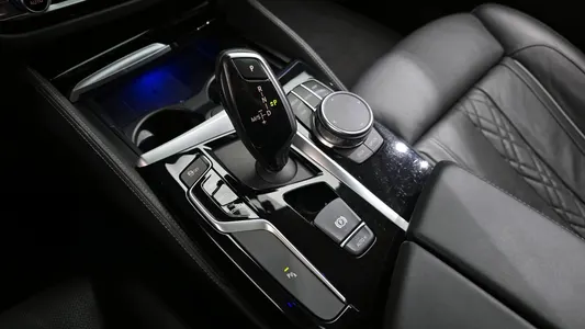 BMW 5 Series (G30) 520d xDrive 2020 9