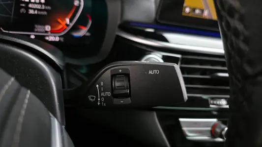 BMW 5 Series (G30) 520d xDrive 2020 27