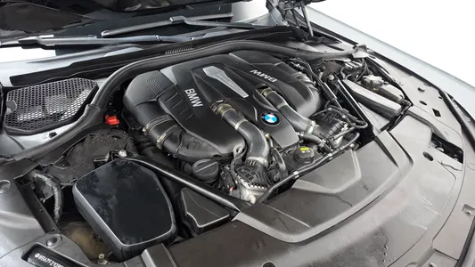 BMW 7 Series (G11) 750Li xDrive 2015 6