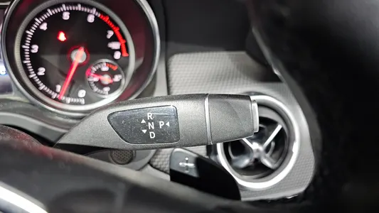 Mercedes-Benz GLA-Class X156 GLA220 2017 9